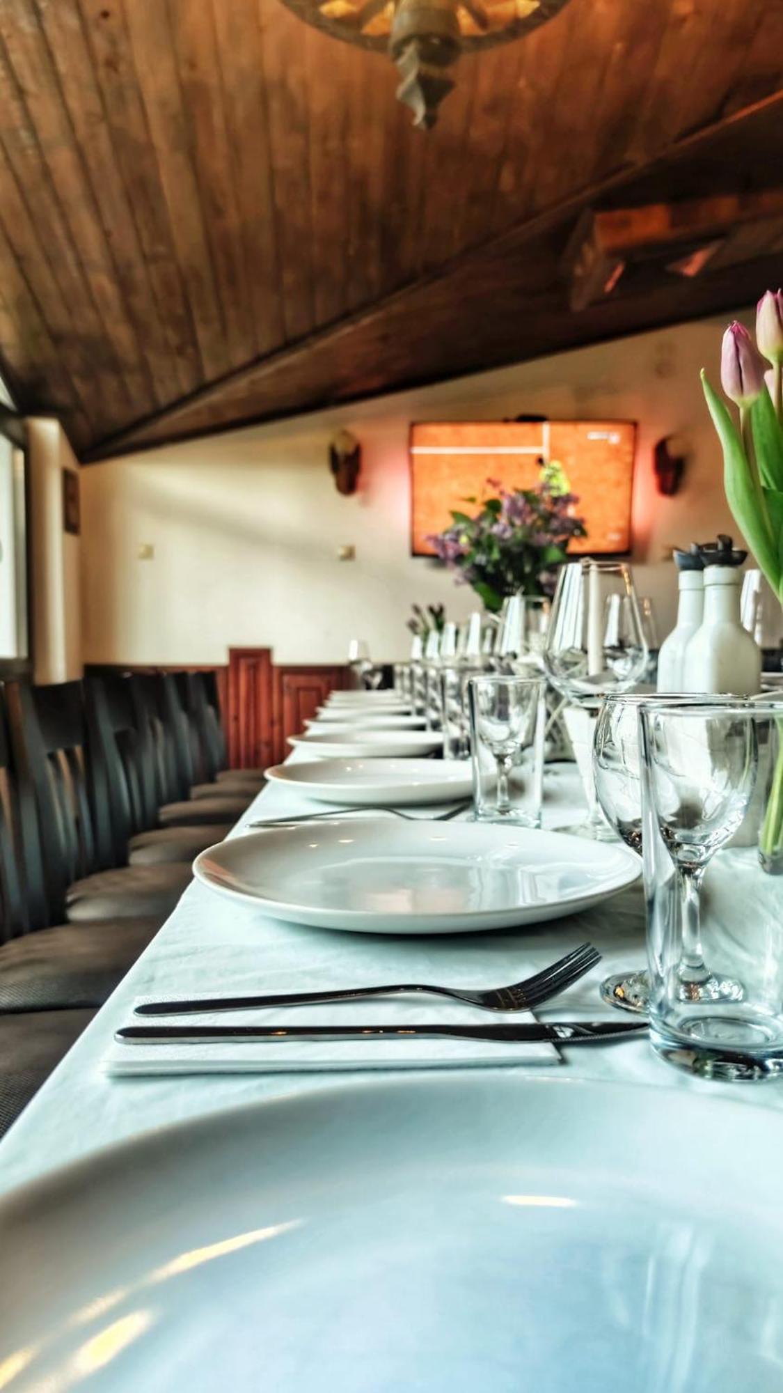 Hotel Kiprovets Chiprovtsi ภายนอก รูปภาพ